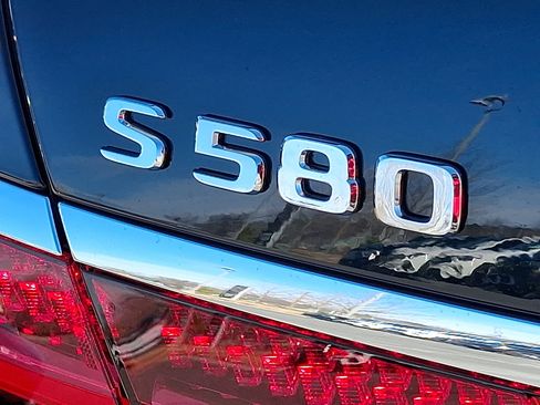 New 2026 Mercedes-Benz S 580 4MATIC image 17