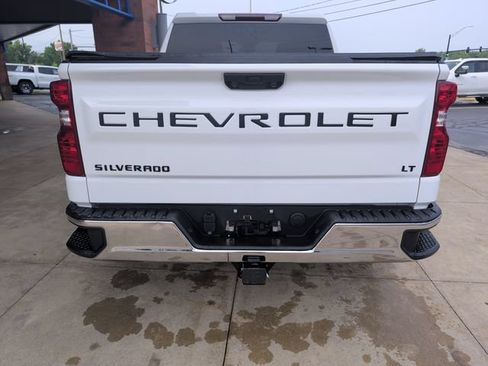 Used 2024 Chevrolet Silverado 1500 LT AWD/4WD image 7