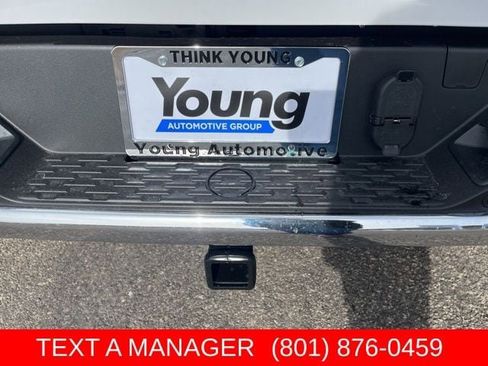 New 2026 RAM 1500 Laramie AWD/4WD image 13