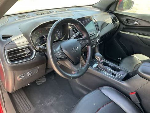 Used 2023 Chevrolet Equinox RS w/ RS Leather Package FWD image 10