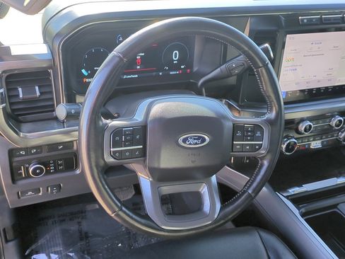 Used 2024 Ford F350 Lariat image 15