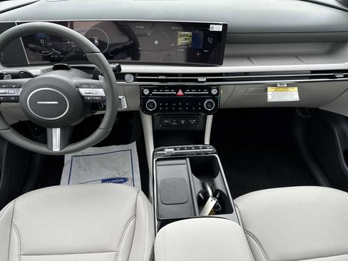 New 2026 Hyundai Tucson Limited image 12