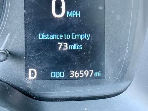 Used 2022 Toyota Corolla LE image 16