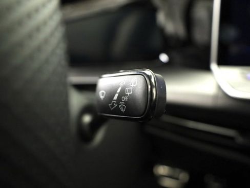 New 2026 Volkswagen Golf w/ Euro Style Package image 31