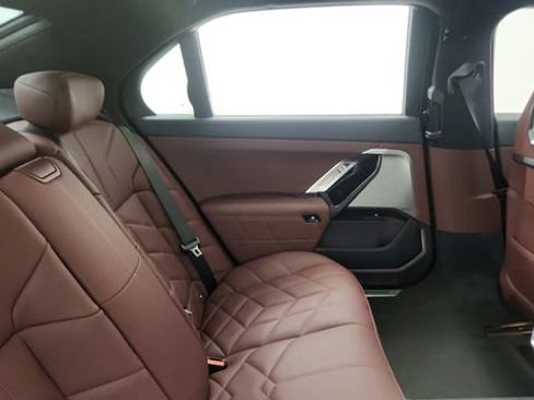 Used 2026 BMW 740i w/ Premium Package RWD image 53