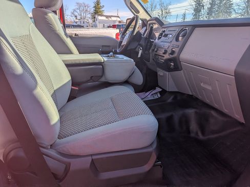 Used 2016 Ford F250 XL w/ Power Equipment Group image 15