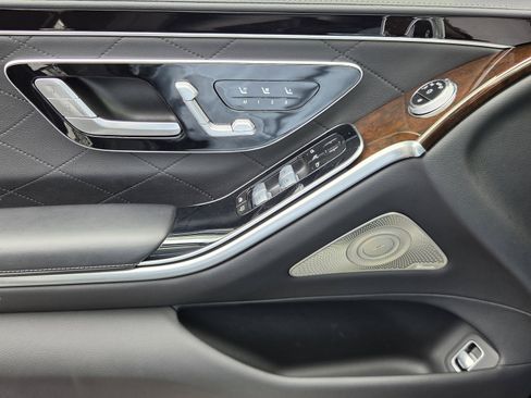 Used 2024 Mercedes-Benz S 580 4MATIC Sedan image 28
