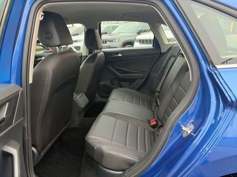 Used 2024 Volkswagen Jetta SE FWD image 24
