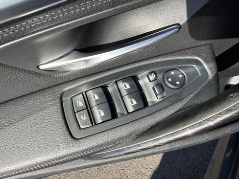 Used 2016 BMW 328i Gran Turismo xDrive AWD/4WD image 21
