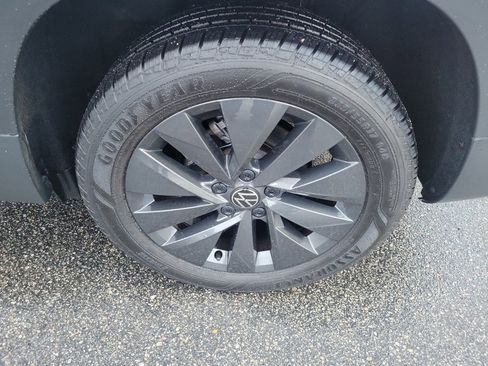 Certified 2024 Volkswagen Taos S image 27