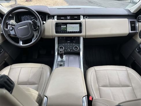 Used 2018 Land Rover Range Rover Sport HSE image 2