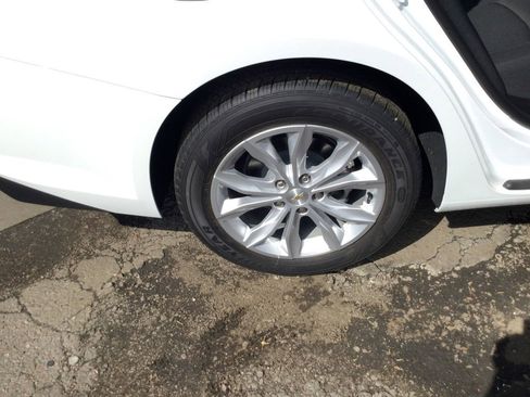 New 2024 Chevrolet Malibu LT image 29