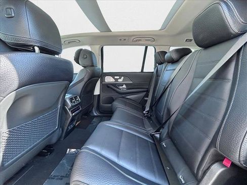 New 2026 Mercedes-Benz GLS 450 4MATIC image 18