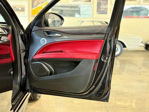 Used 2018 Alfa Romeo Stelvio Quadrifoglio w/ Driver Assist Dynamic Package image 62