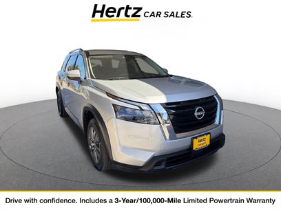Used 2025 Nissan Pathfinder SV