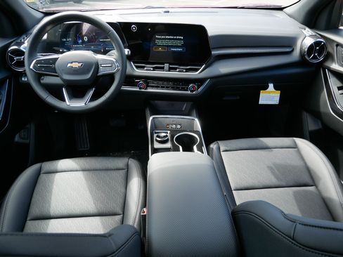 New 2026 Chevrolet Equinox LT w/ Convenience Package II AWD/4WD image 6