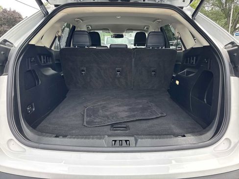 Used 2022 Ford Edge SEL w/ Sport Appearance Package image 12