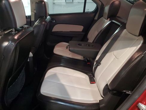 Used 2010 Chevrolet Equinox LT w/ Chrome Appearance Package image 27