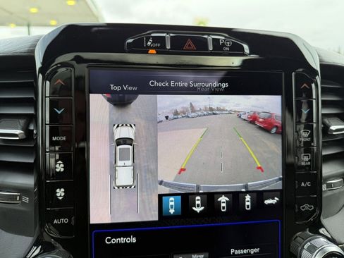 Used 2020 RAM 1500 Limited image 30