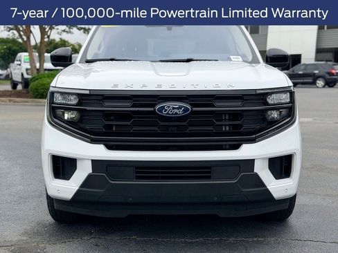 Certified 2025 Ford Expedition Max Active RWD image 4