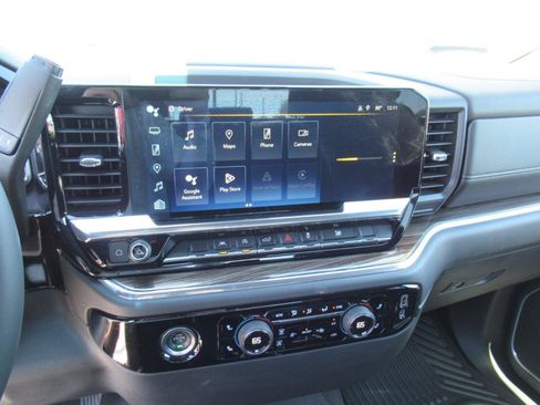 Certified 2023 Chevrolet Silverado 1500 LT AWD/4WD image 24