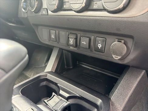 Used 2023 Toyota Tacoma TRD Sport AWD/4WD image 41