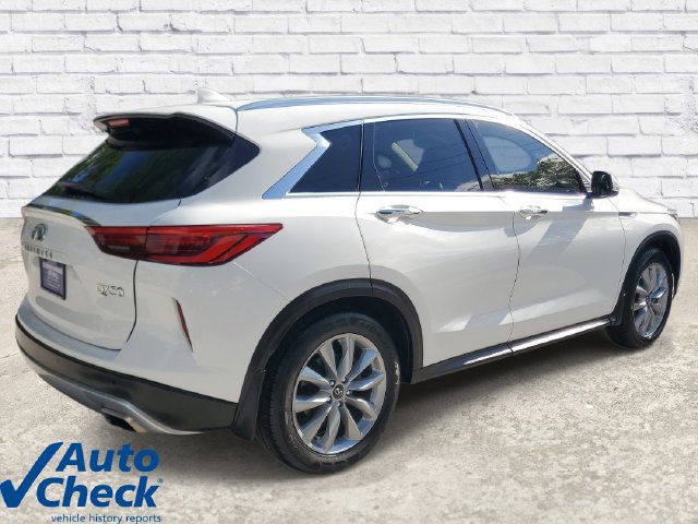 Used 2021 INFINITI QX50 Luxe FWD image 4