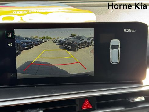 New 2025 Kia Sorento S image 17