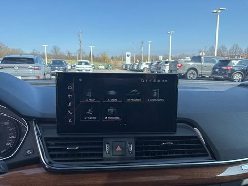 Used 2023 Audi Q5 2.0T Premium w/ Convenience Package AWD/4WD image 19