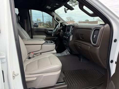 Used 2022 Chevrolet Silverado 1500 LT w/ Texas Edition Plus RWD image 12
