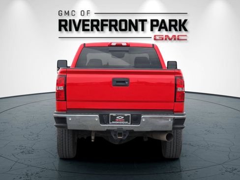 Used 2016 GMC Sierra 2500 SLT w/ Duramax Plus Package image 4