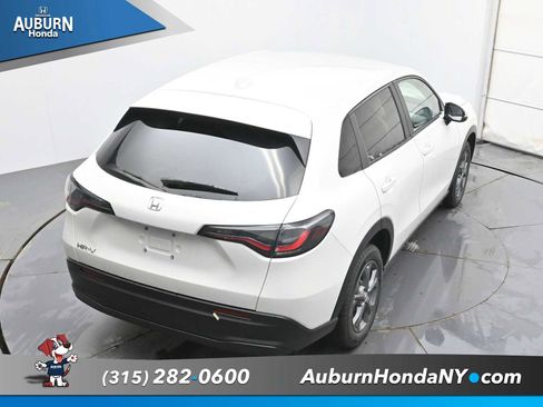 New 2026 Honda HR-V LX image 29