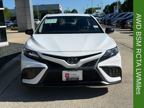 Used 2023 Toyota Camry SE w/ Convenience Package AWD/4WD image 8