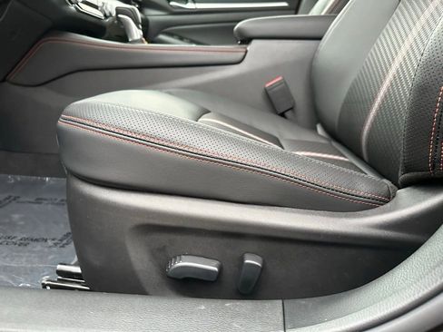 New 2025 Nissan Altima 2.5 SR image 10