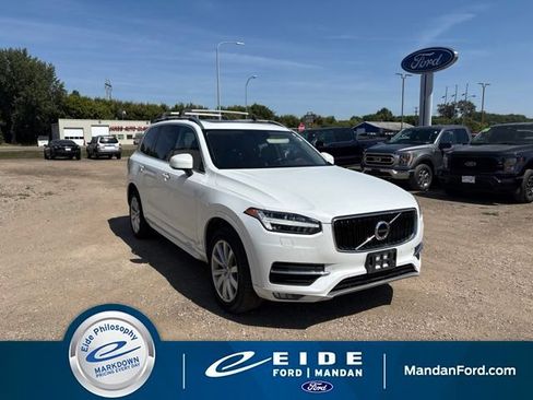 Used 2018 Volvo XC90 T6 Momentum w/ Momentum Plus Package AWD/4WD image 1