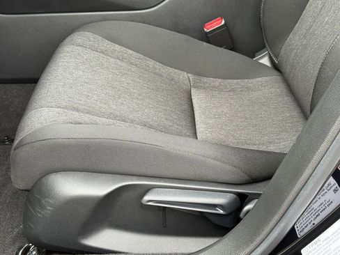 Used 2025 Honda Accord LX image 18