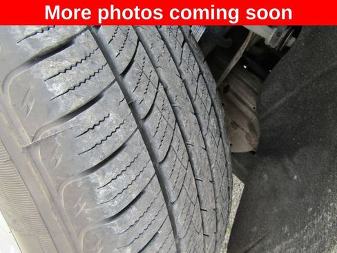 Used 2020 Chevrolet Silverado 1500 RST w/ RST 2.7L Value Package AWD/4WD image 10