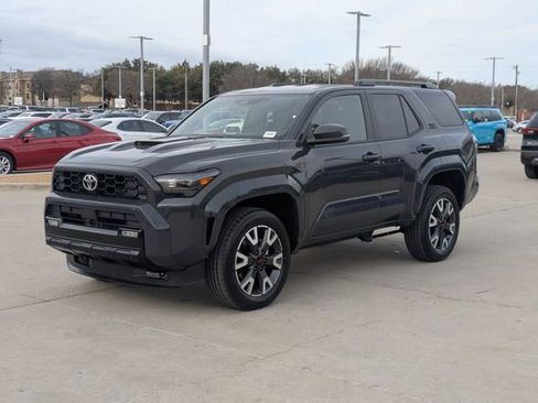 Used 2025 Toyota 4Runner TRD Sport image 10