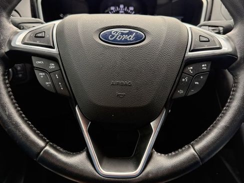 Used 2020 Ford Fusion Titanium image 13