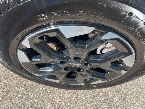 Certified 2025 Kia Sorento S w/ Panoramic Sunroof Package image 38