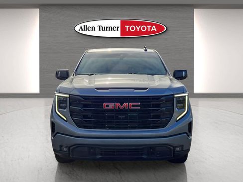 Used 2023 GMC Sierra 1500 Elevation w/ Elevation Premium Package image 4