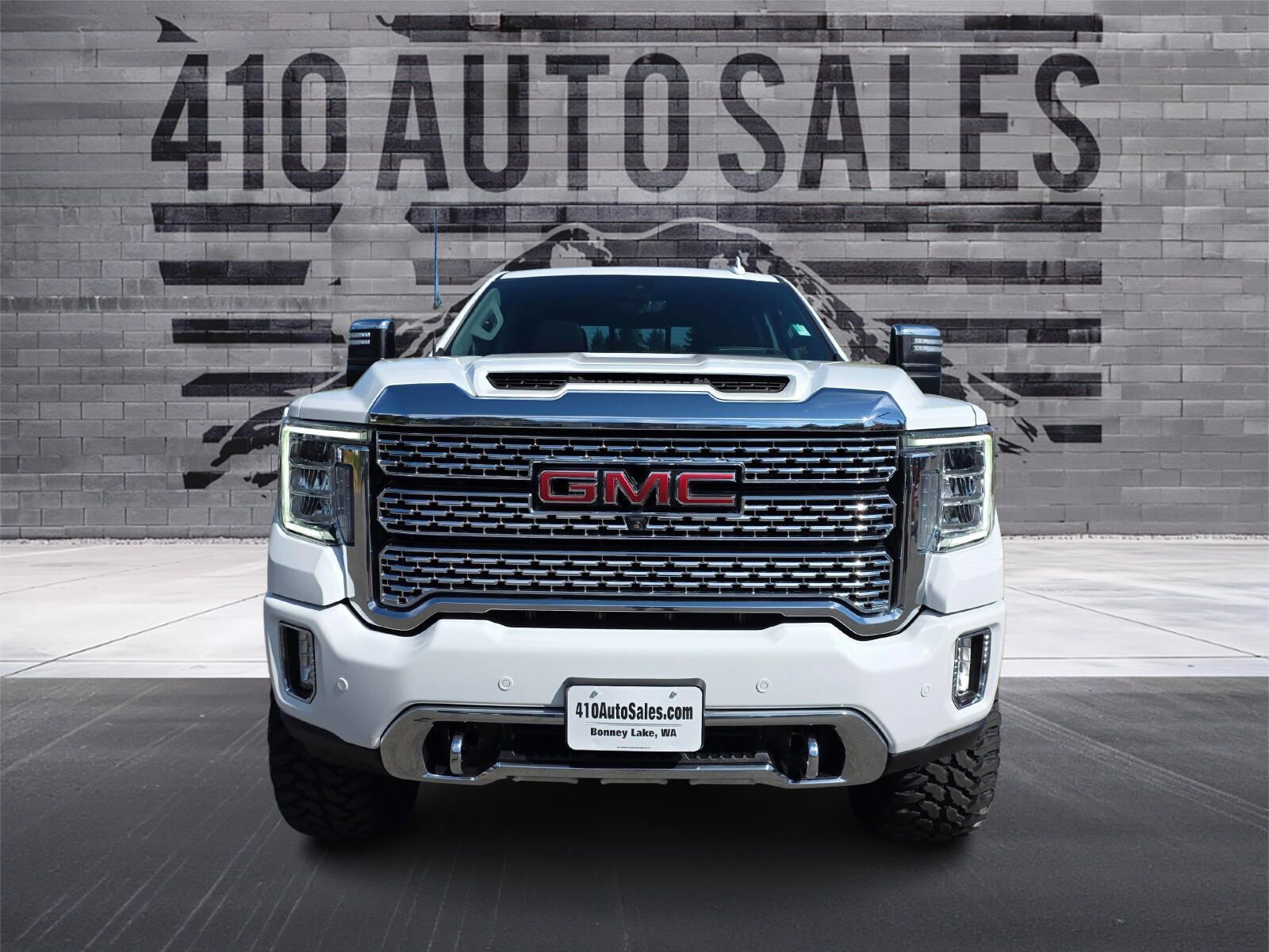 Used 2023 GMC Sierra 2500 Denali w/ Denali Ultimate Package AWD/4WD image 3