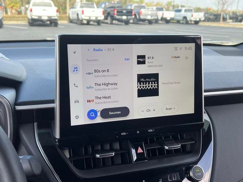 Certified 2026 Toyota Corolla Cross XSE w/ Convenience Package image 24