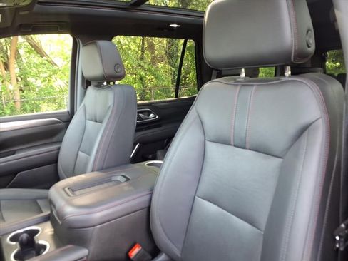 Certified 2023 Chevrolet Tahoe RST w/ Luxury Package AWD/4WD image 10