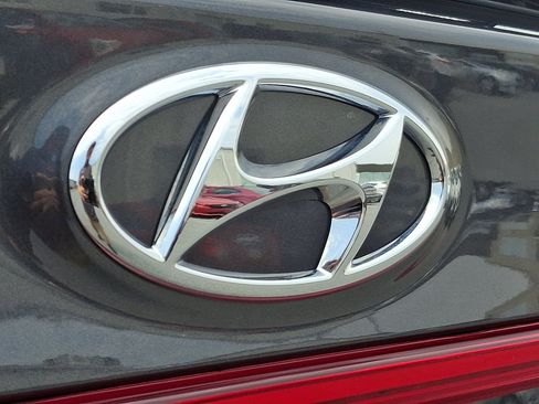 Certified 2023 Hyundai Santa Fe SEL AWD/4WD image 33