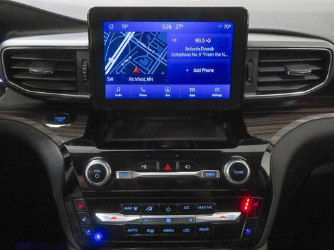 Used 2022 Ford Explorer Limited w/ Equipment Group 301A image 32