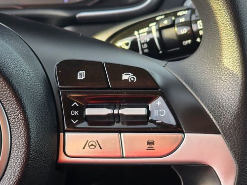 Used 2022 Hyundai Tucson SEL image 17