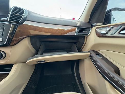 Used 2019 Mercedes-Benz GLS 550 4MATIC image 26