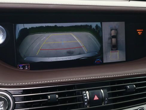 Used 2020 Lexus LS 500 w/ Interior Upgrade Package RWD image 26