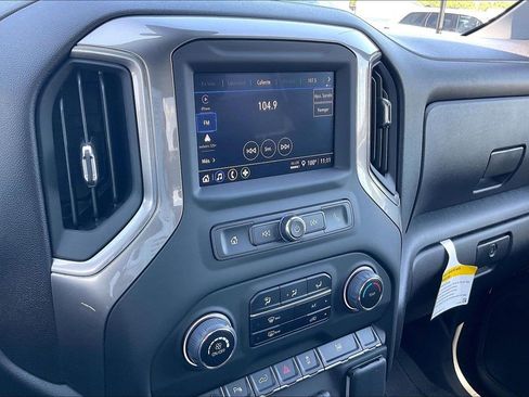 Used 2025 Chevrolet Silverado 2500 Custom w/ Custom Value Package AWD/4WD image 24
